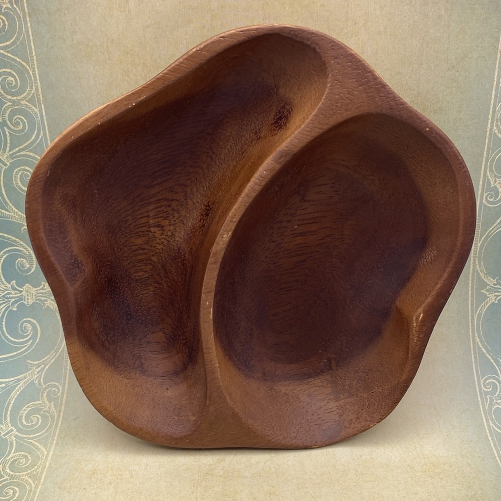 Elegant Genuine MonkeyPod Brown Wooden Divided Serving Shallow Bowl Dish - Picture 5 of 7